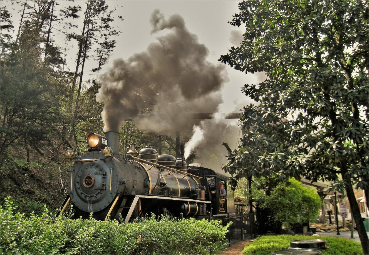 Her Majesty'S Way, Awesome Mtn Views, 1089 Free Tickets Each Paid Day, Dollywood And More Gatlinburg Exteriér fotografie